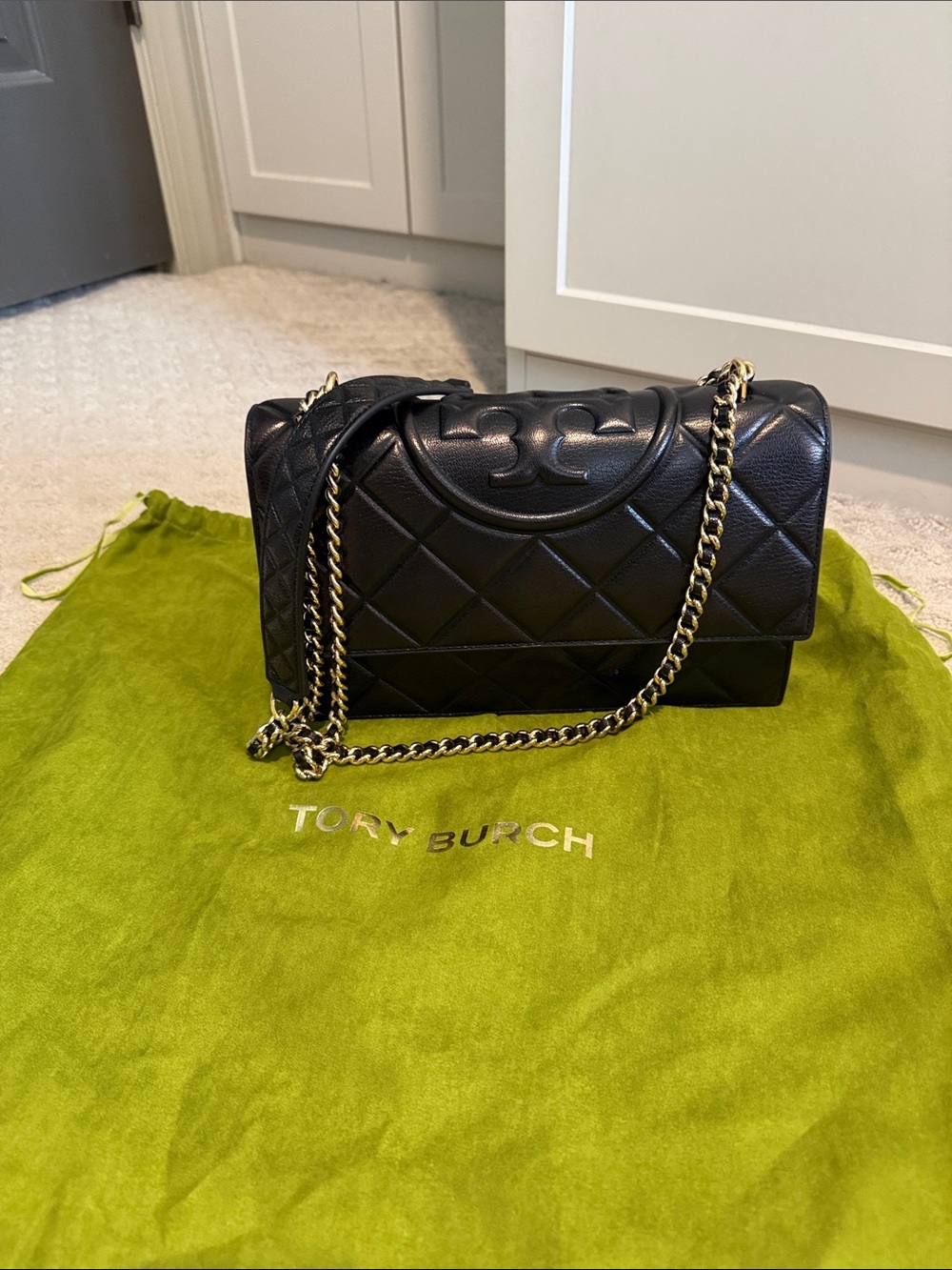 Tory Burch Black Fleming Quilted Leather Chain Shoulder Bag with Gold Chain